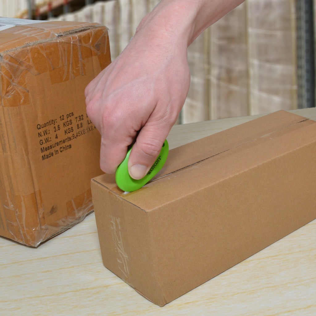 Westcott Compact Retractable Ceramic Box Opener