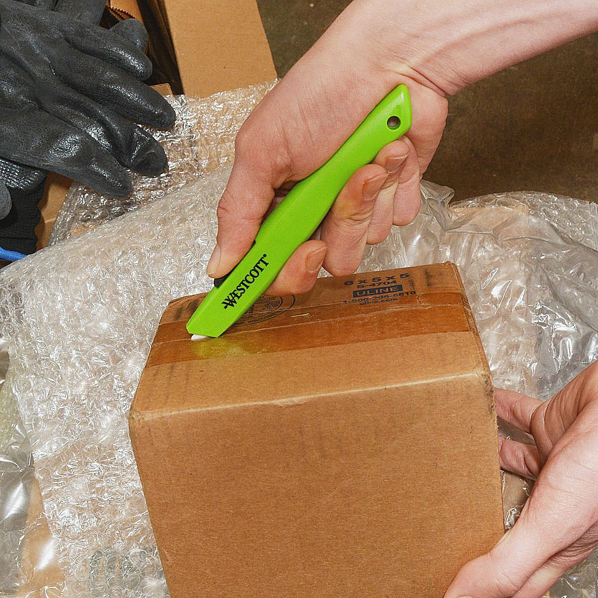 Westcott Full Size Safety Cutter Non Replaceable